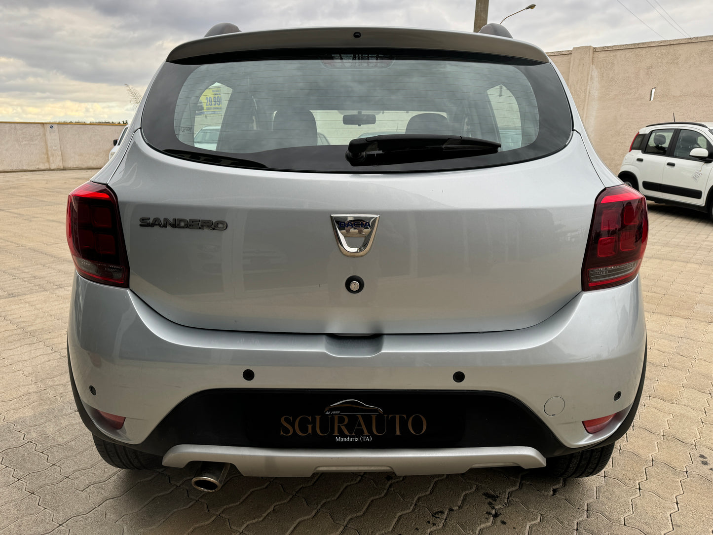 Dacia sandero stepway 0.9 tce turbo gpl 90 cv s&s techroad 2019