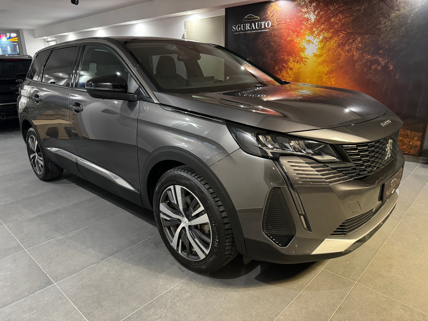 Peugeot 5008 1.5 bluehdi 130cv eat8 7 posti allure 2023