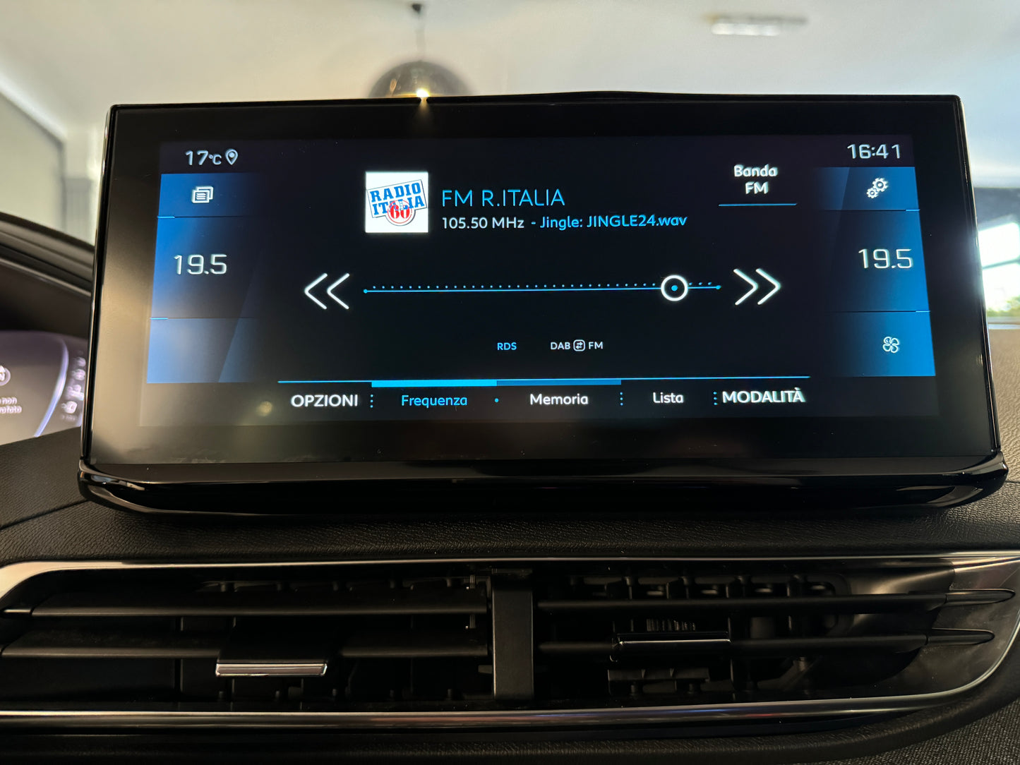Peugeot 3008 1.5 bluehdi 130cv eat8 allure pack 2022
