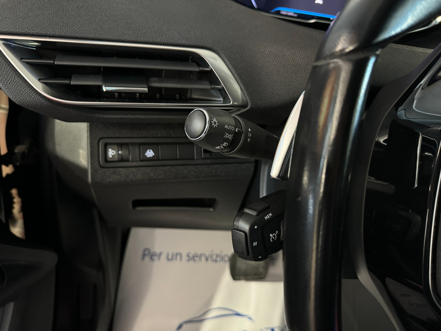 Peugeot 3008 1.5 bluehdi 130cv eat8 allure pack 2022
