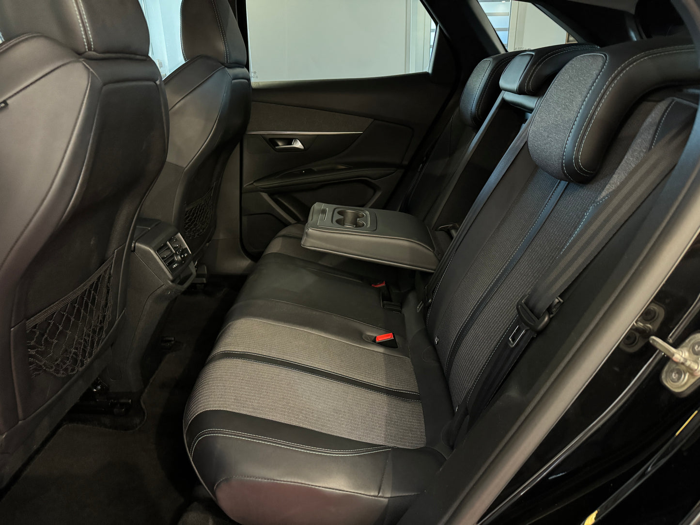 Peugeot 3008 1.5 bluehdi 130cv eat8 allure pack 2022