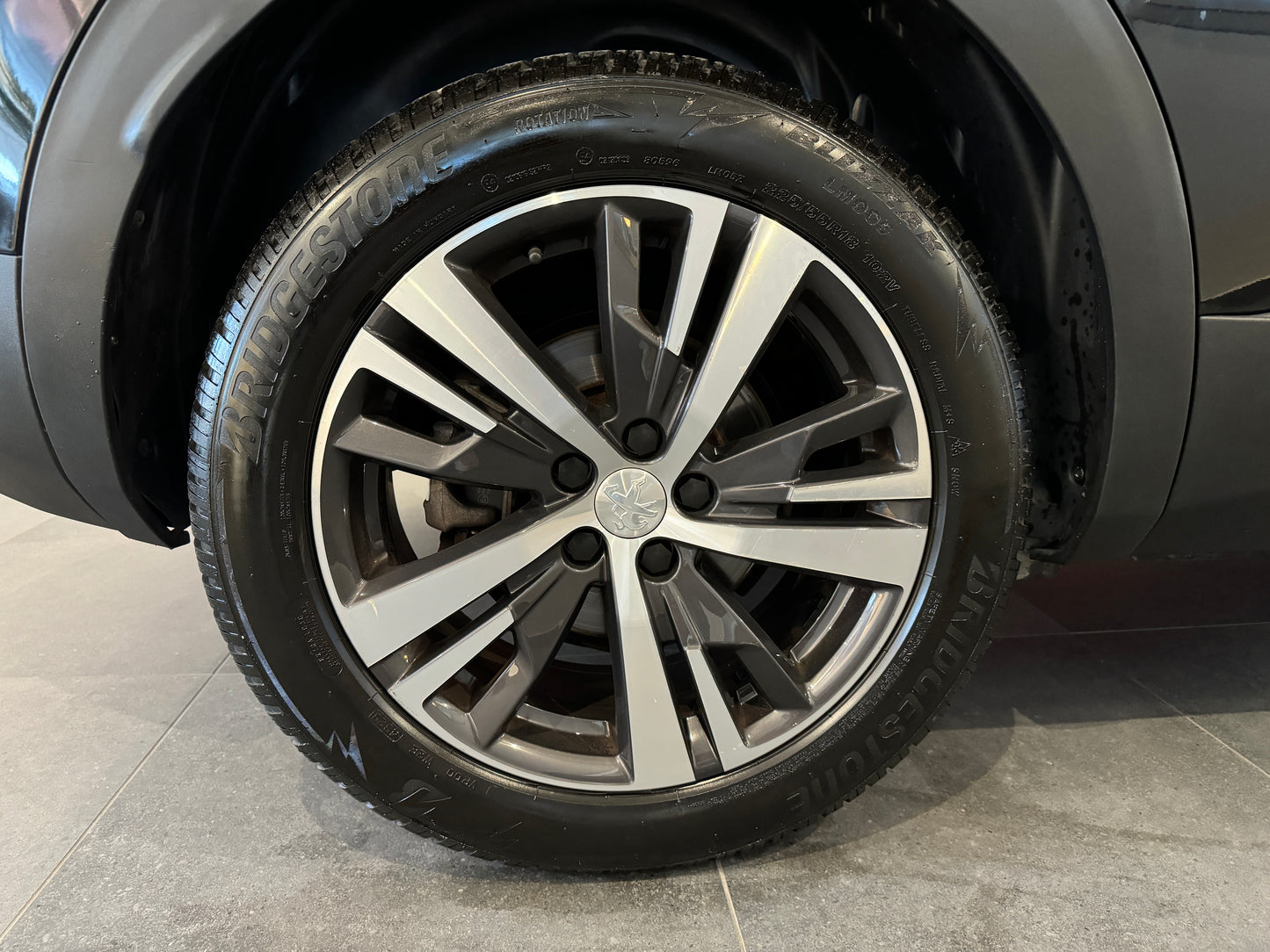 Peugeot 3008 1.5 bluehdi 130cv eat8 allure pack 2022