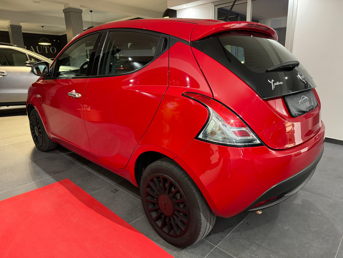 LANCIA YPSILON 1.0 FIREFLY 70CV HYBRID GOLD 2022