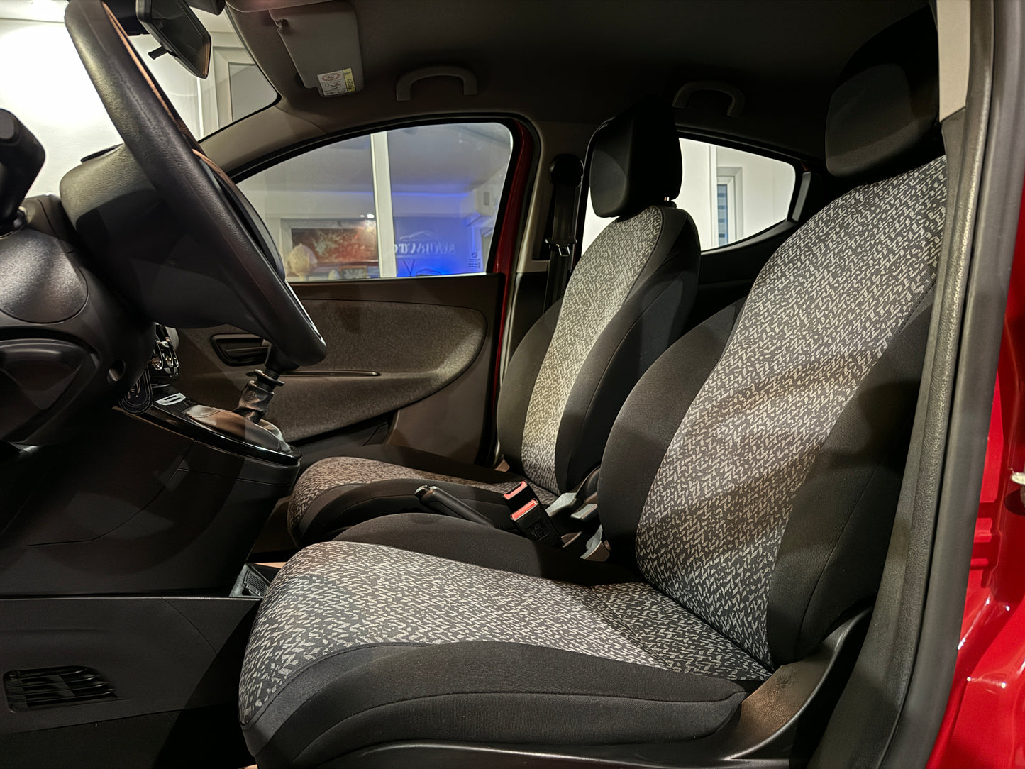LANCIA YPSILON 1.0 FIREFLY 70CV HYBRID GOLD 2022