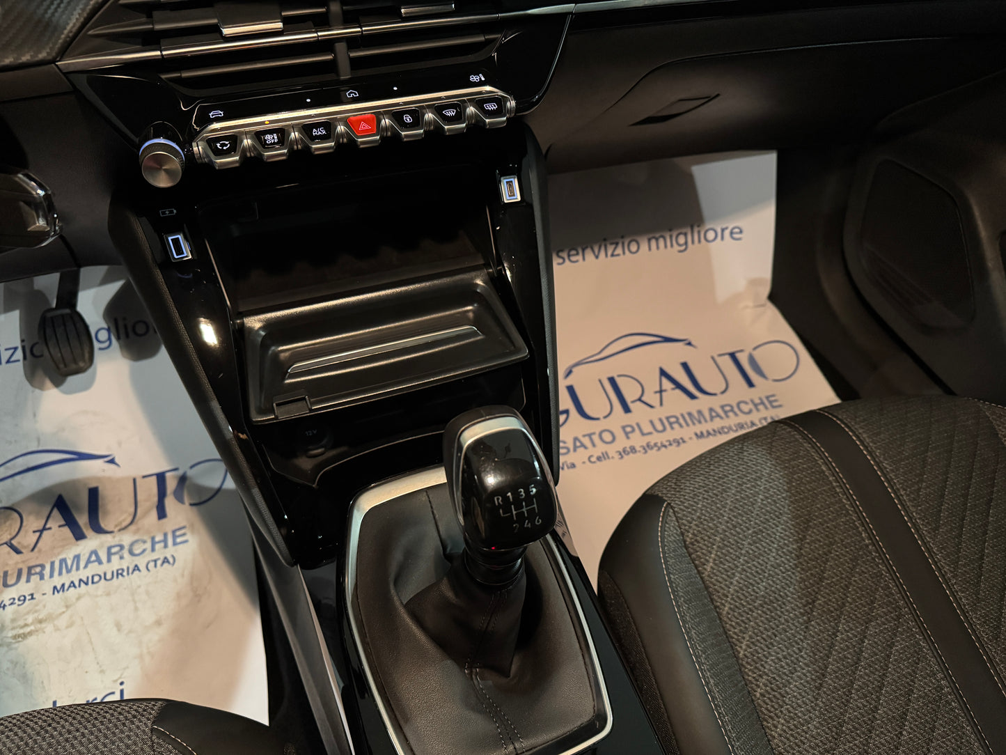 Peugeot 208 1.2 Puretech Allure 2025