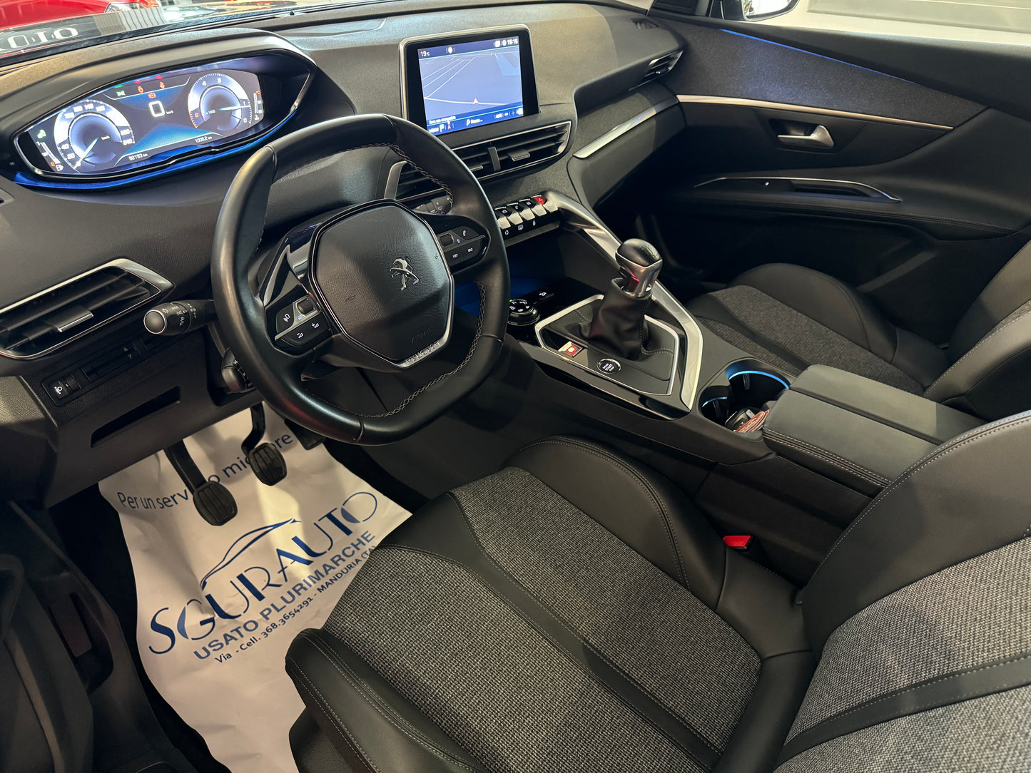 PEUGEOT 3008 1.5 BLUEHDI 130CV ALLURE 2019