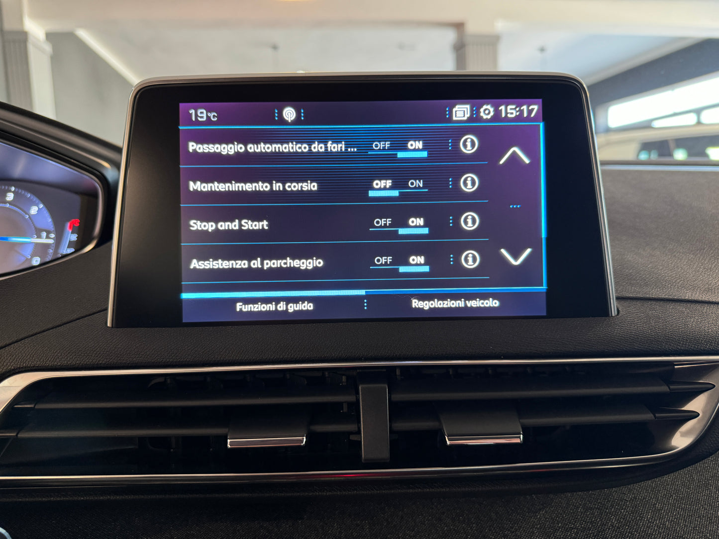 PEUGEOT 3008 1.5 BLUEHDI 130CV ALLURE 2019