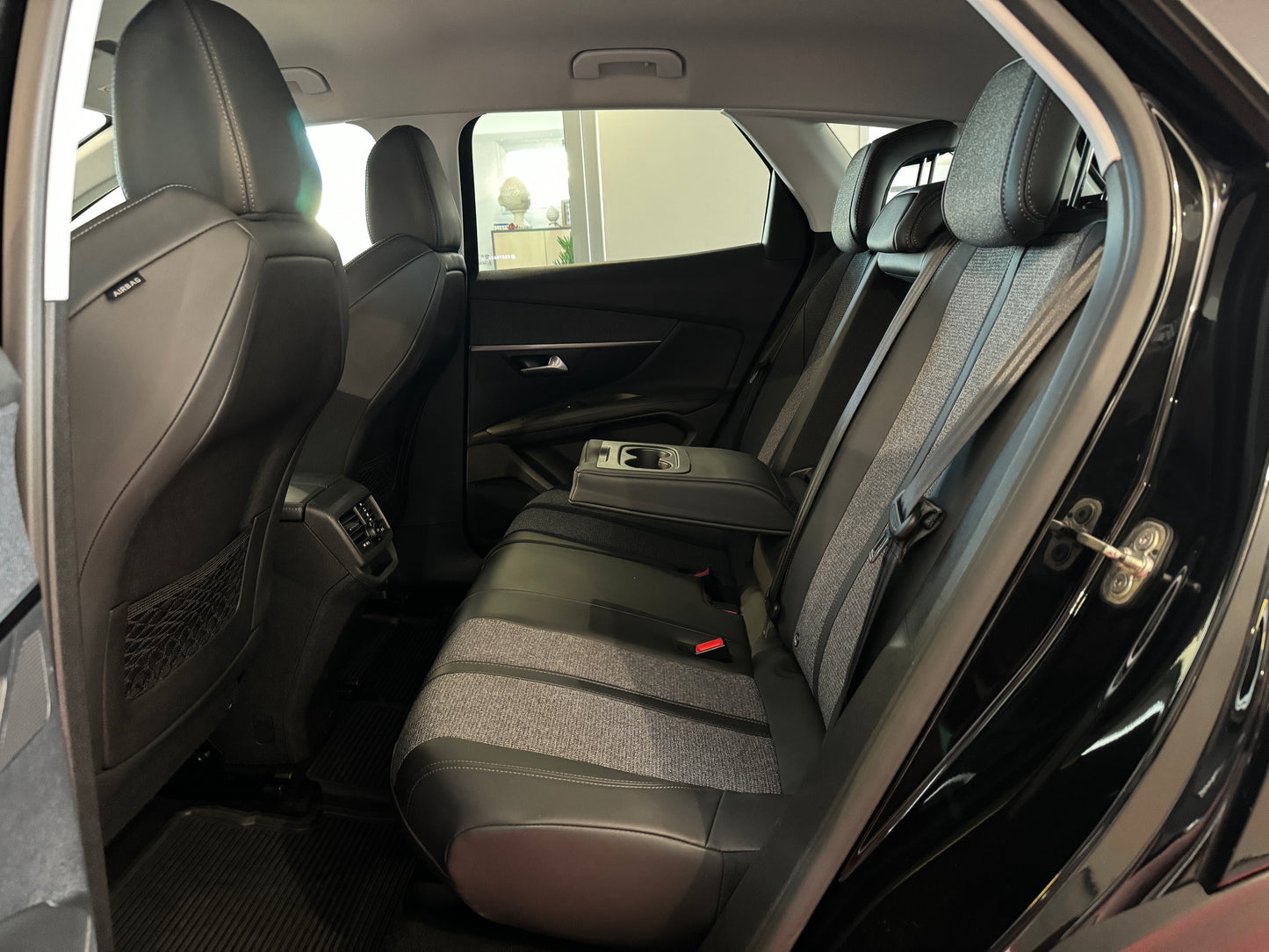PEUGEOT 3008 1.5 BLUEHDI 130CV ALLURE 2019