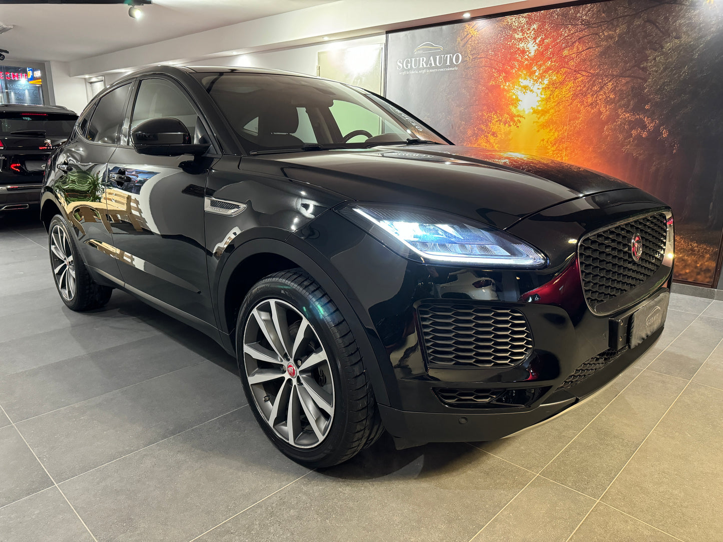 Jaguar e-pace 2.0 d 180cv awd 2018
