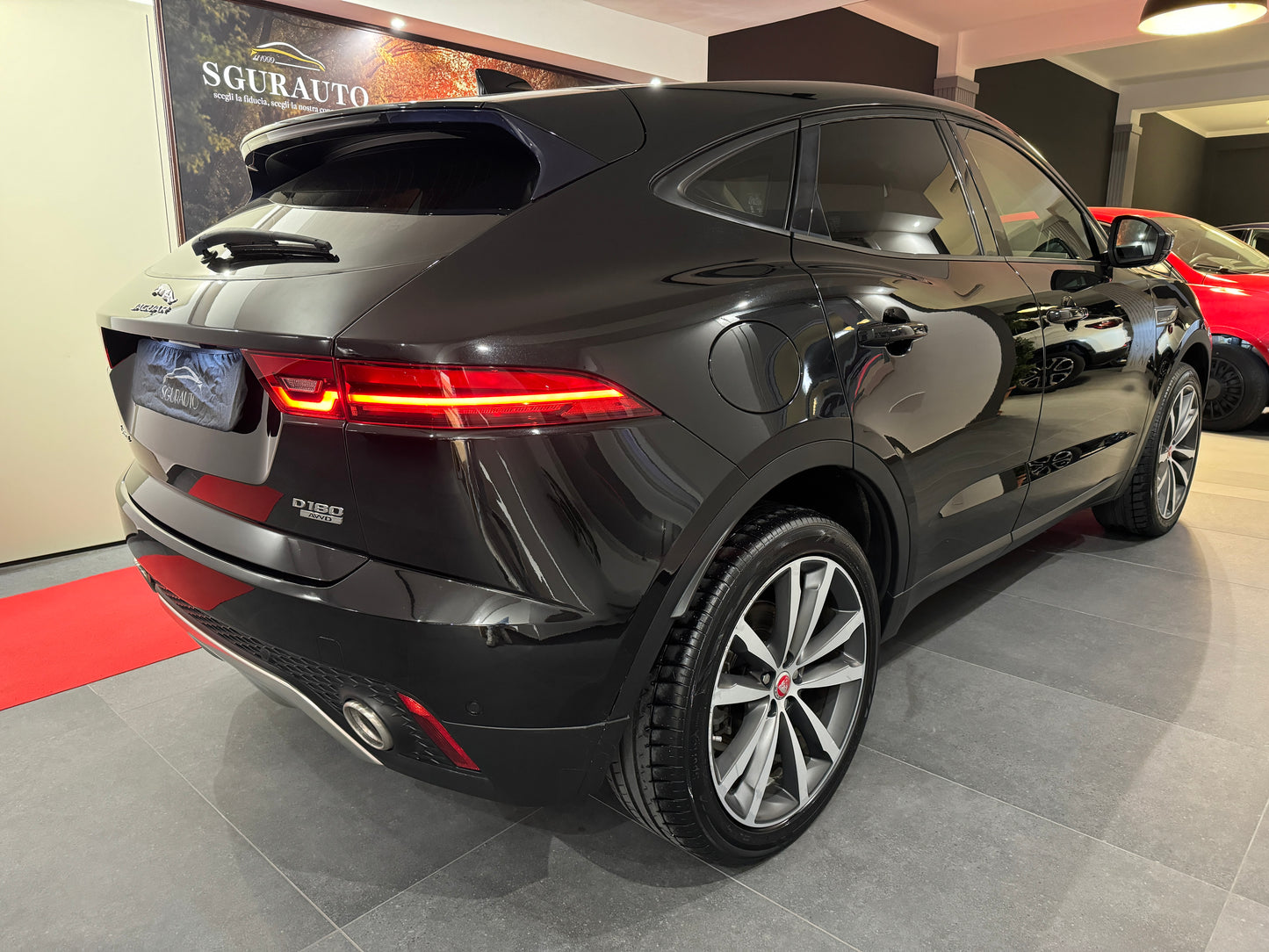 Jaguar e-pace 2.0 d 180cv awd 2018