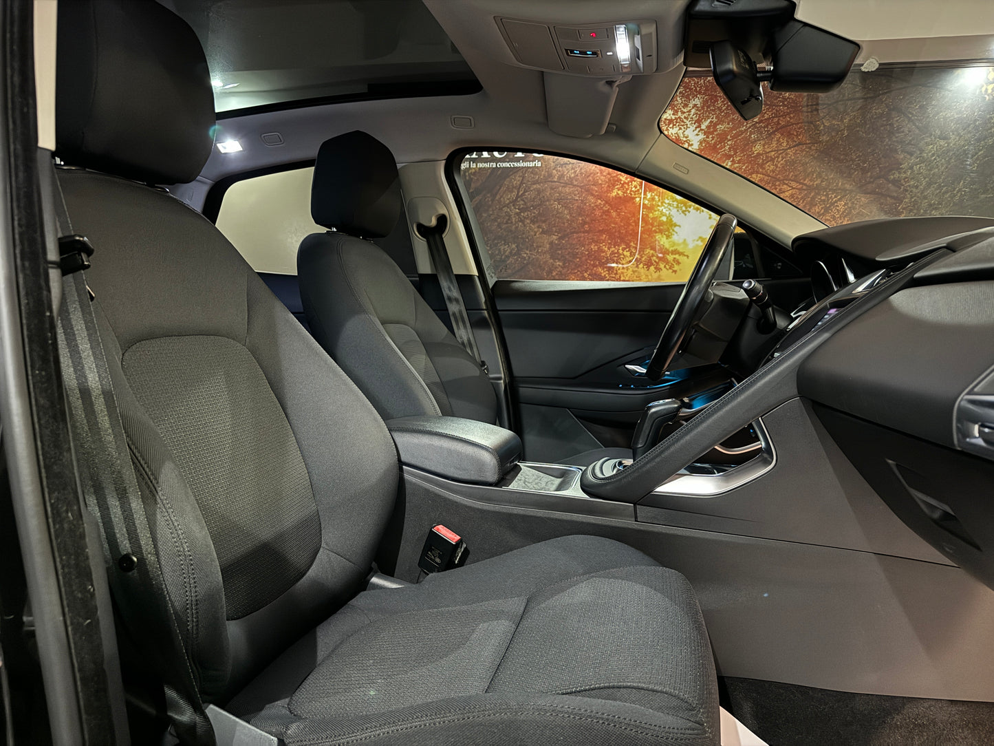 Jaguar e-pace 2.0 d 180cv awd 2018