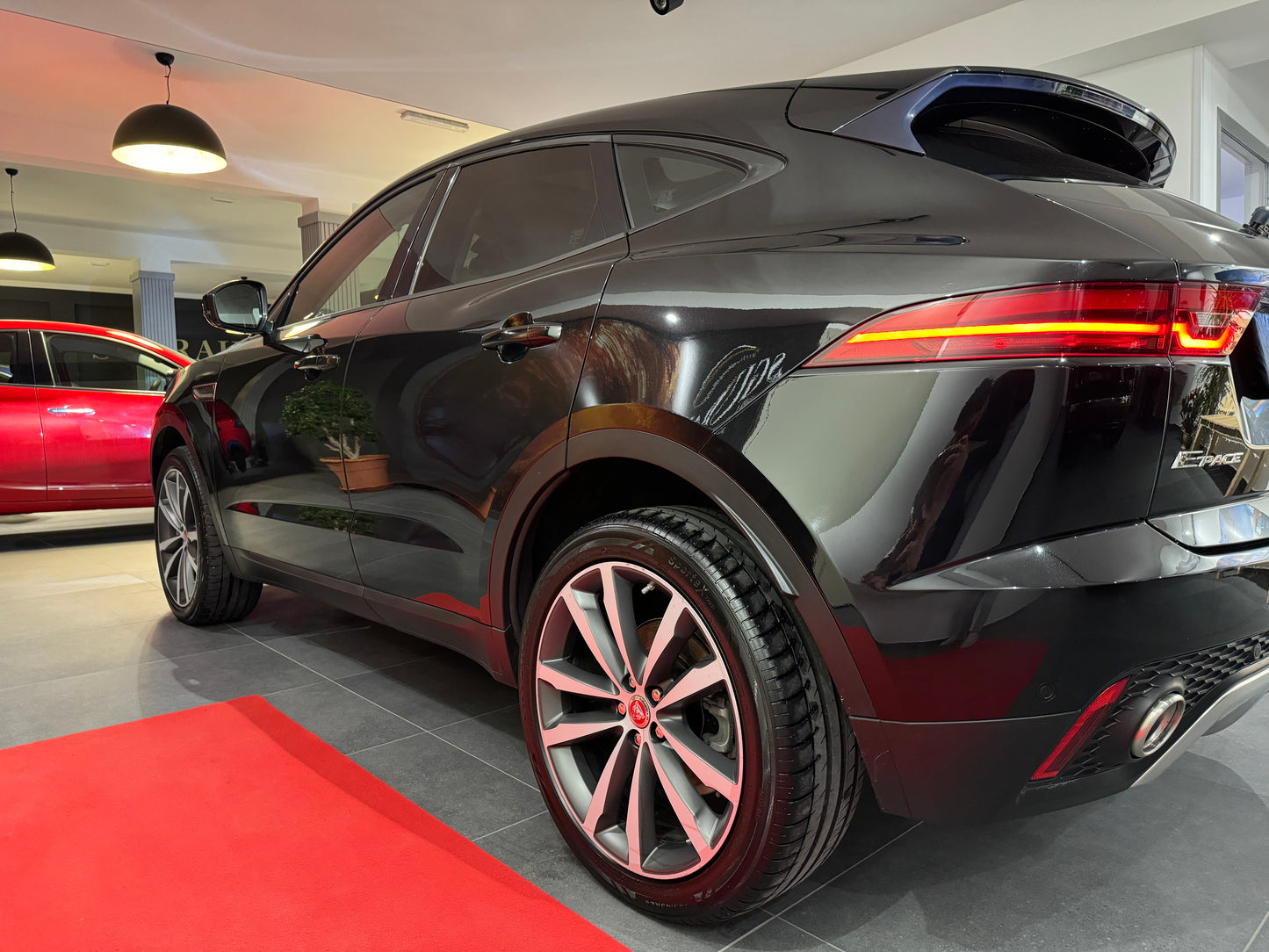 Jaguar e-pace 2.0 d 180cv awd 2018