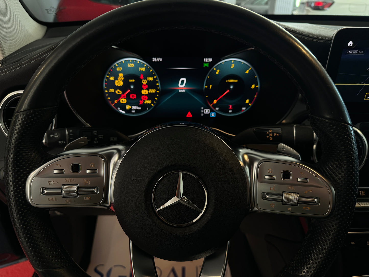 MERCEDES-BENZ GLC 220D PREMIUM PLUS AMG 2022