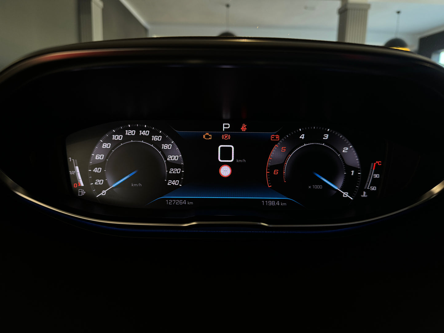 Peugeot 3008 1.5 bluehdi 130cv eat8 allure pack 2022