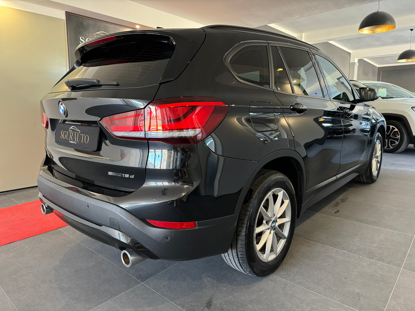 Bmw x1 sdrive 18d business advantage 2021