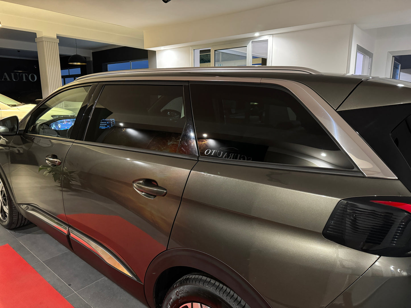 Peugeot 5008 1.5 bluehdi 130cv eat8 7 posti allure 2020