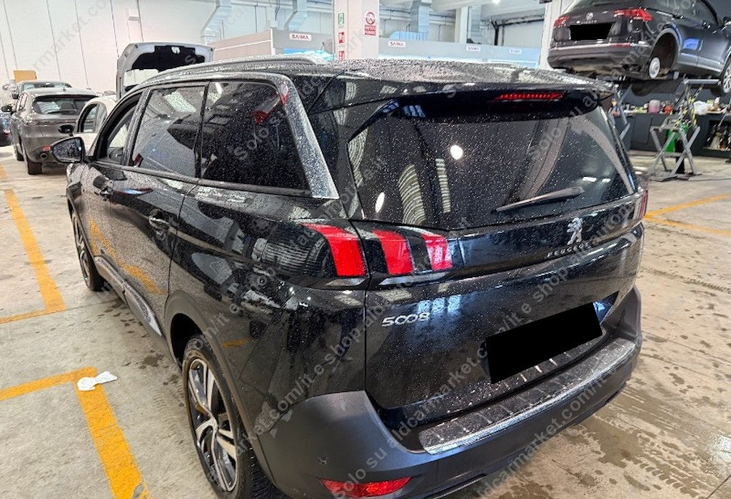 PEUGEOT 5008 1.5 BLUEHDI 130CV 7 POSTI ALLURE 2020