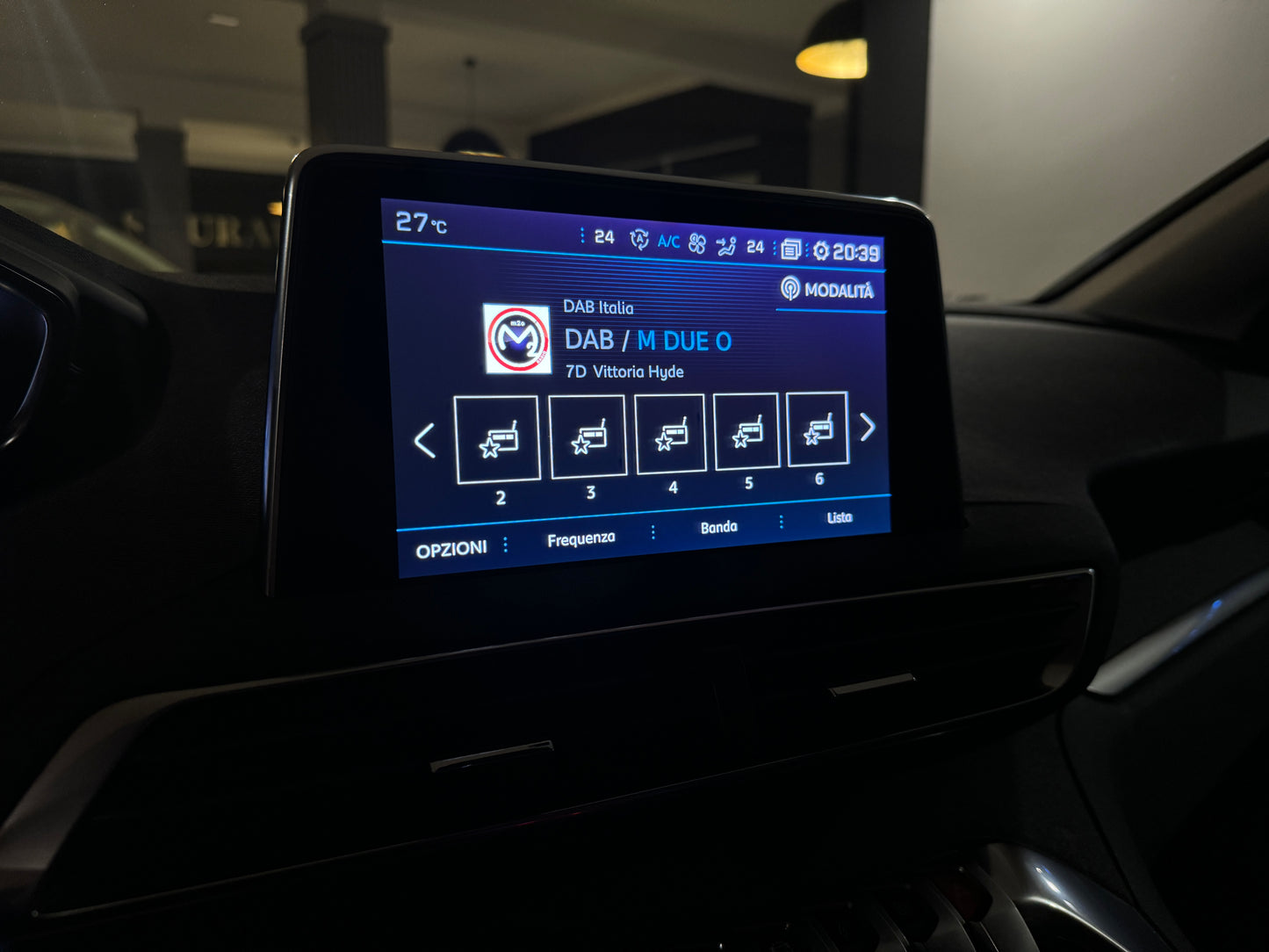Peugeot 5008 1.5 bluehdi 130cv eat8 7 posti allure 2020