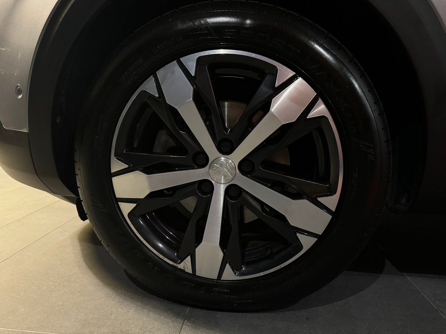 Peugeot 5008 1.5 bluehdi 130cv eat8 7 posti allure 2020