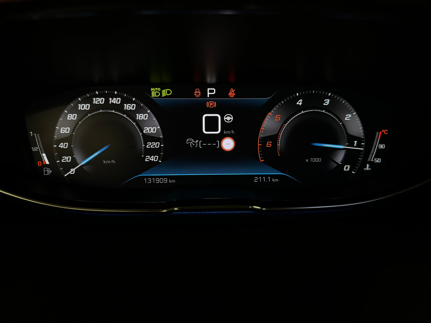 Peugeot 5008 1.5 bluehdi 130cv eat8 7 posti allure 2021