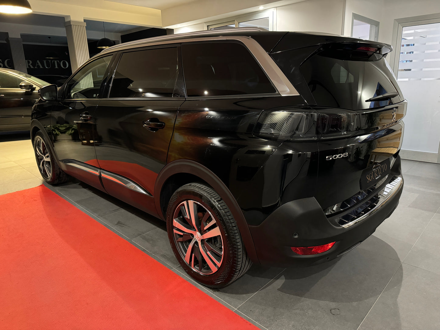 Peugeot 5008 1.5 bluehdi 130cv eat8 7 posti allure 2021