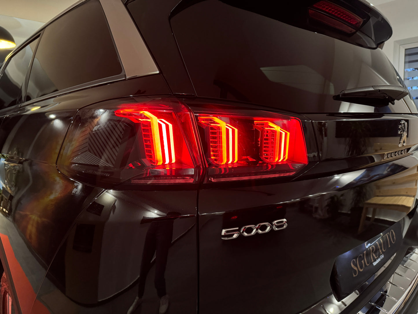 Peugeot 5008 1.5 bluehdi 130cv eat8 7 posti allure 2021