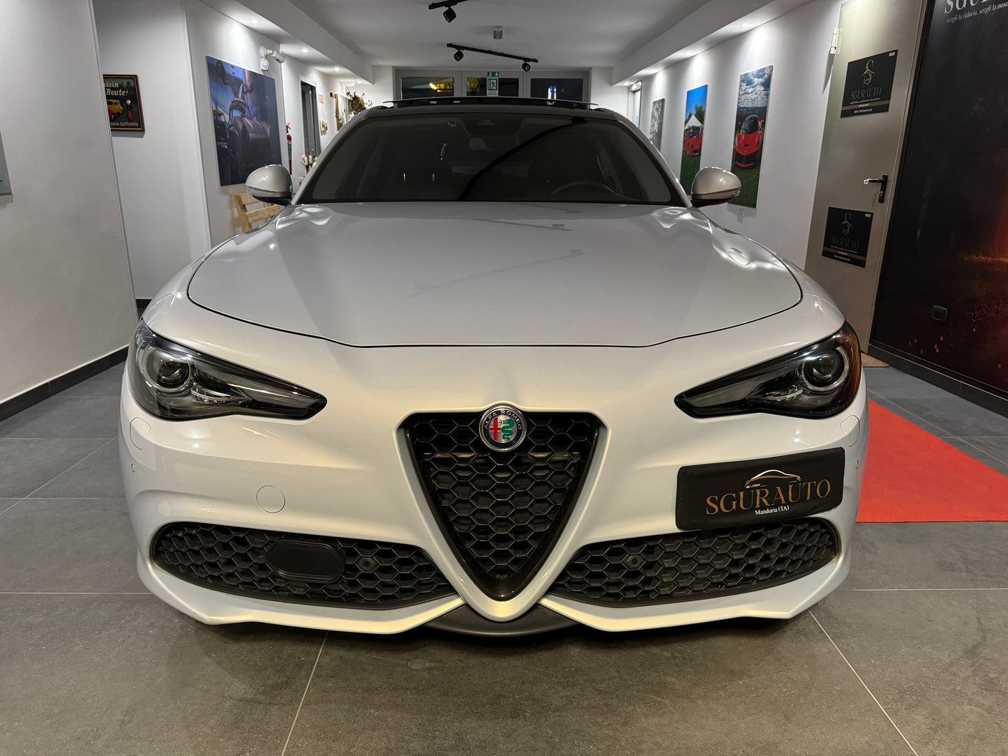Alfa romeo giulia veloce 2.2 210cv at8 q4 2020