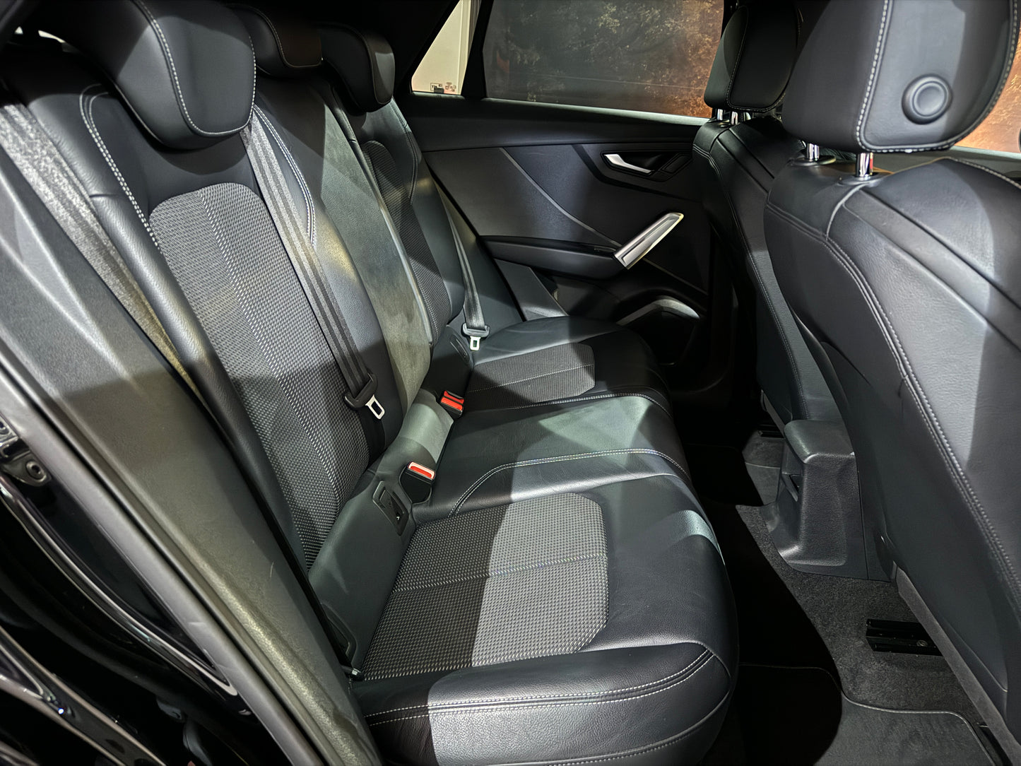 Audi q2 1.6 tdi 116cv s-tronic s-line 2018