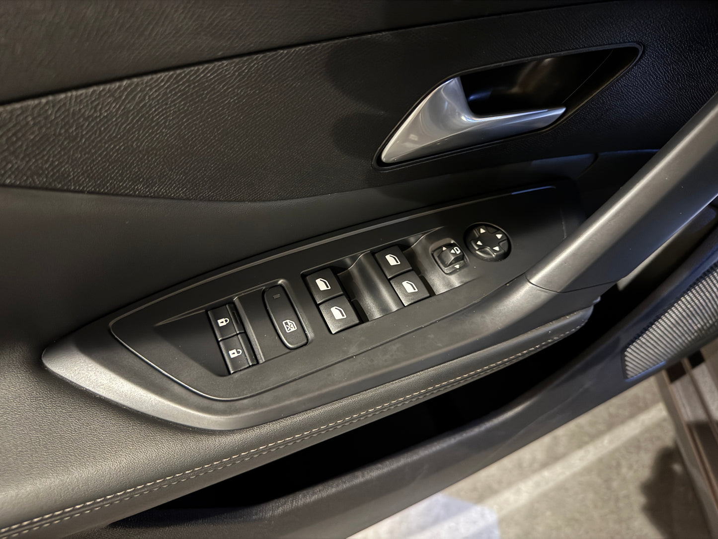 Peugeot 308 SW 1.5 BlueHDi EAT8 Allure – 2023