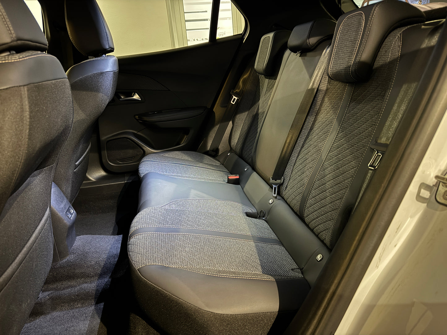 Peugeot 2008 1.2 Puretech Allure 2025