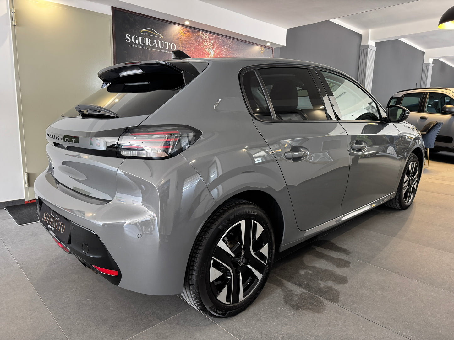 Peugeot 208 1.2 Puretech Allure 2025