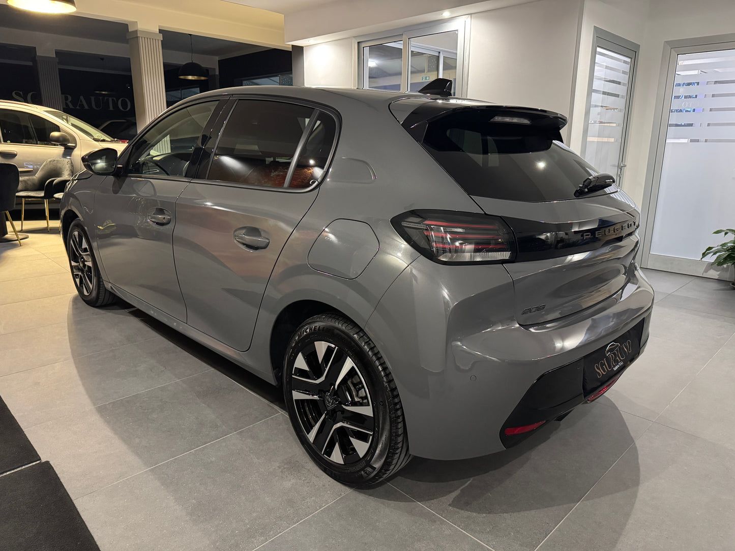 Peugeot 208 1.2 Puretech Allure 2025