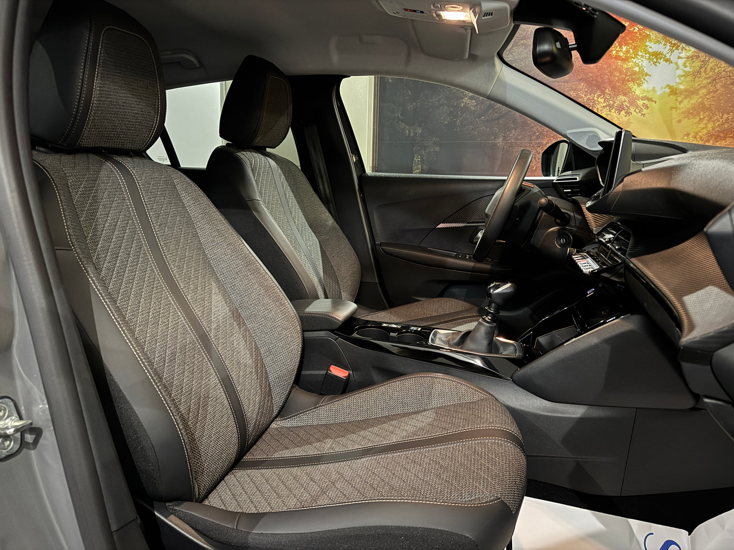 Peugeot 208 1.2 Puretech Allure 2025