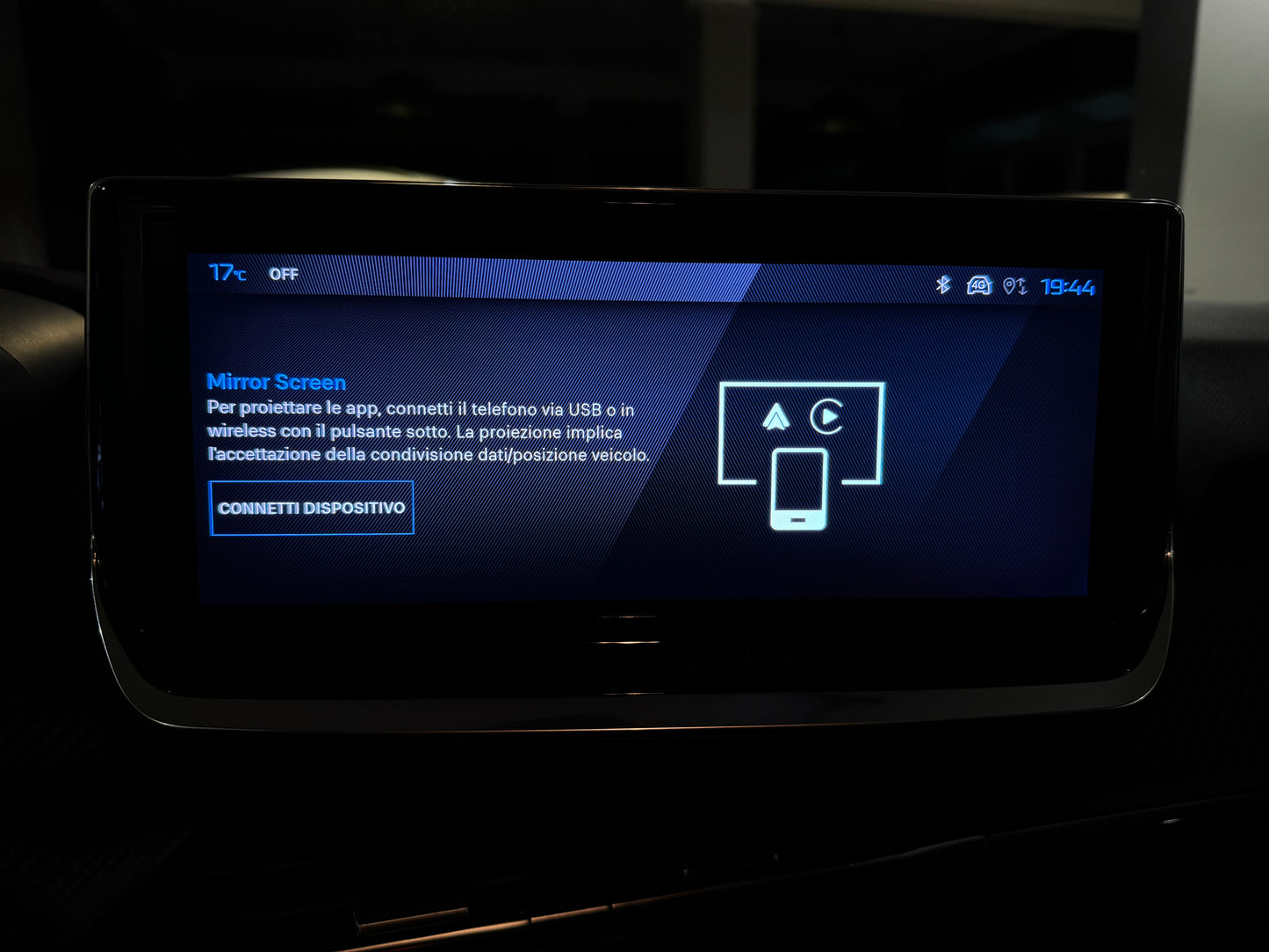 Peugeot 208 1.2 Puretech Allure 2025