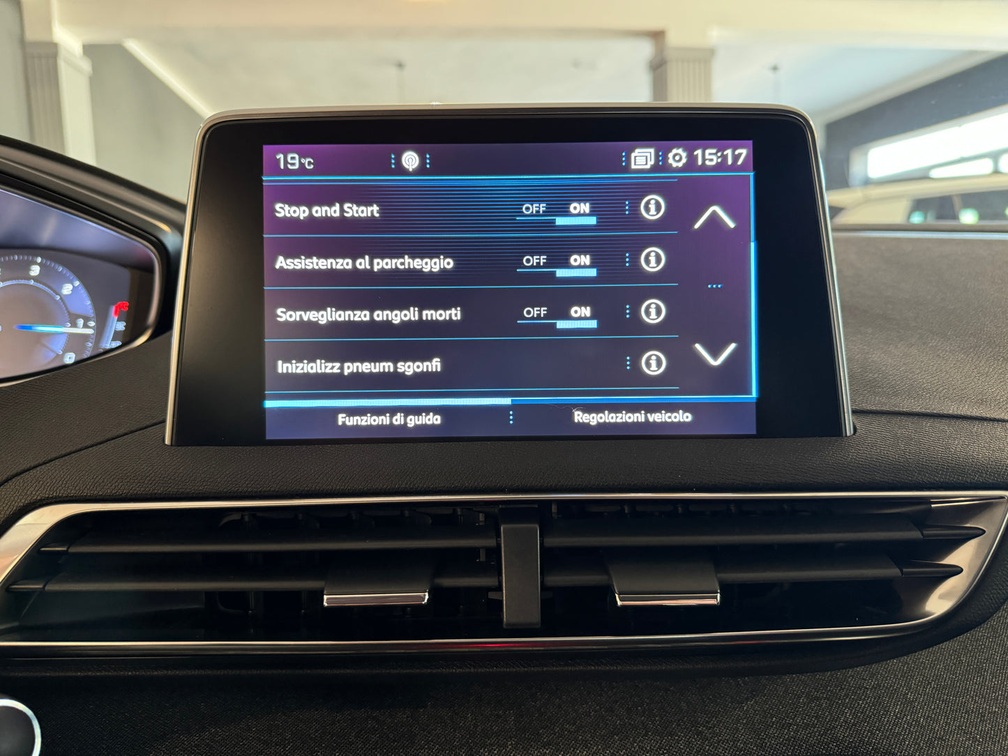 PEUGEOT 3008 1.5 BLUEHDI 130CV ALLURE 2019