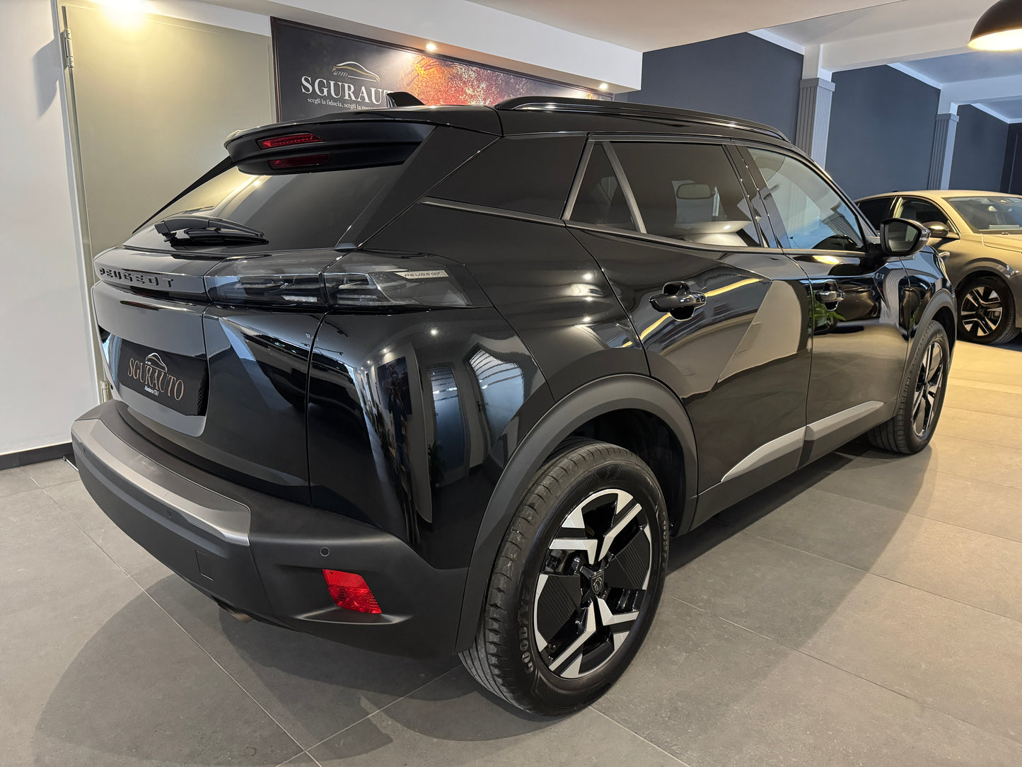 Peugeot 2008 1.2 Puretech Allure 2025