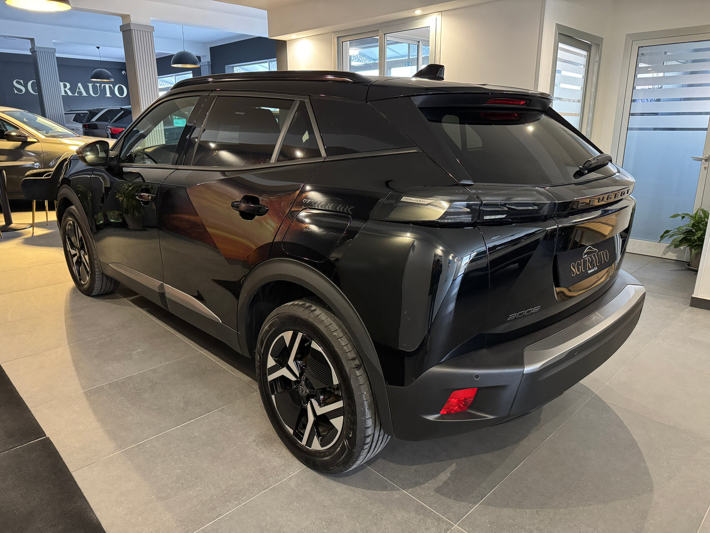 Peugeot 2008 1.2 Puretech Allure 2025