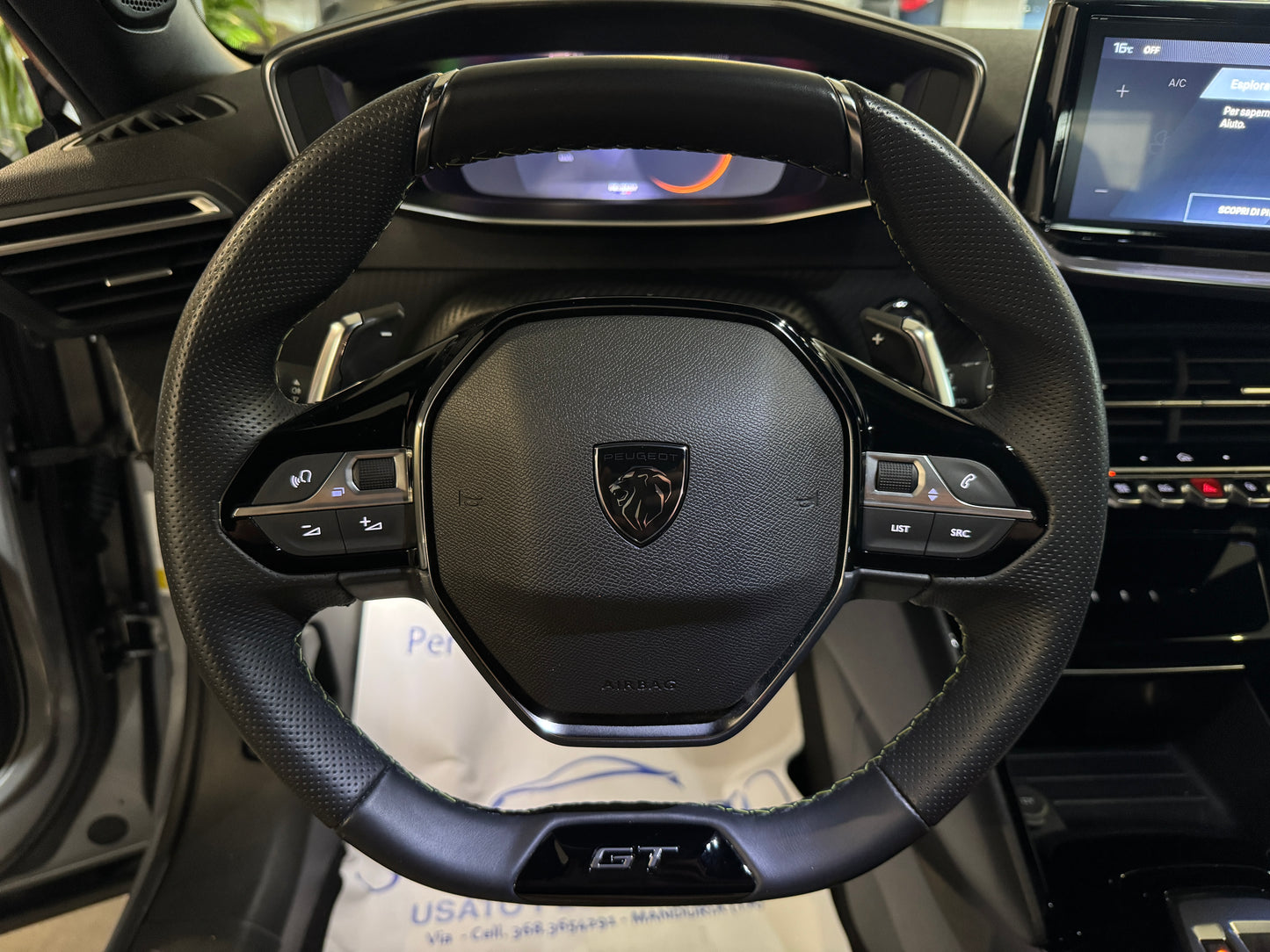 Peugeot 2008 1.2 Hybrid 145cv E-Dcs6 Gt 2025