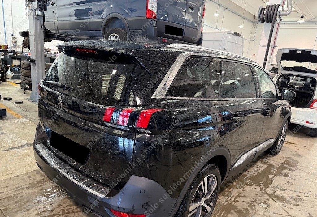 PEUGEOT 5008 1.5 BLUEHDI 130CV 7 POSTI ALLURE 2020