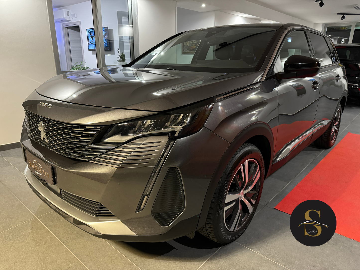 Peugeot 5008 1.5 bluehdi 130cv eat8 7 posti allure 2023